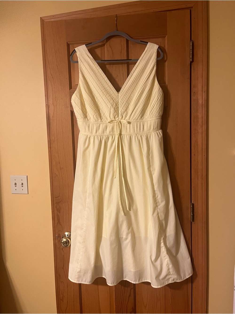 Women's V-Neck J. Jill Yellow Summer Dress. Size large petite.